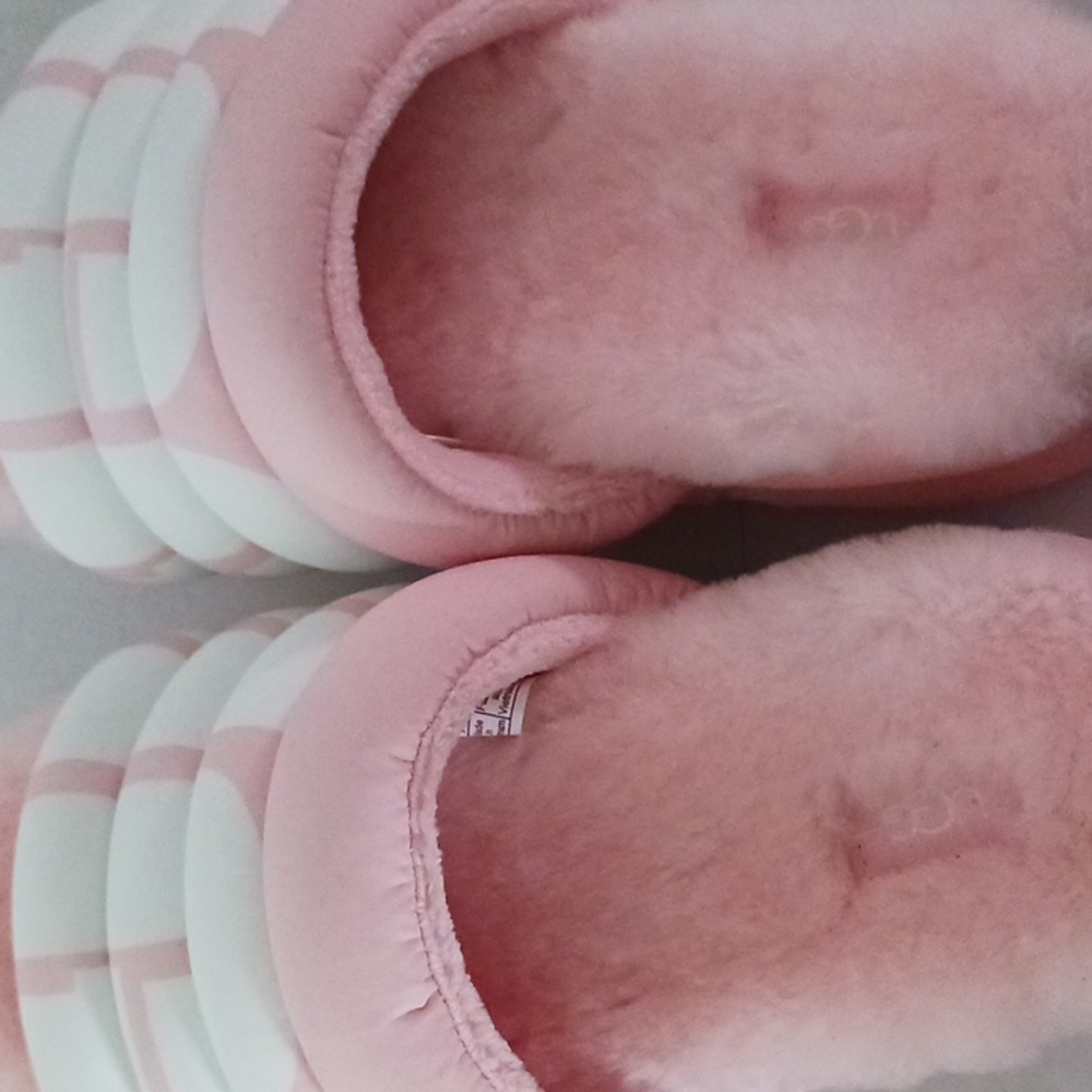 Ugg slippers